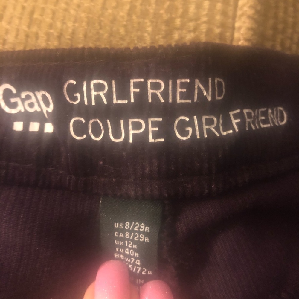 New w/out tags plumb colored Gap corduroys size 8